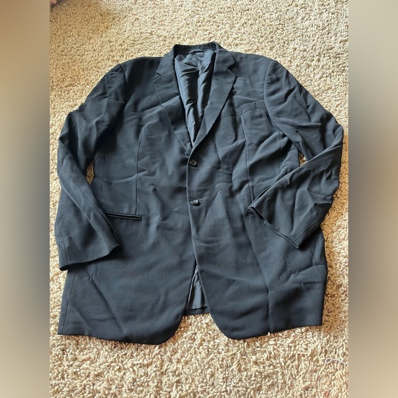 Men’s Giorgio Armani Suit size 56 - Picture 2 of 3